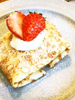 丸ごとイチゴのクレープ-レシピのメイン写真