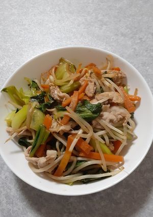 青梗菜の野菜炒め~オイスター味/カレー味-レシピのメイン写真