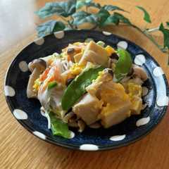 รูปของ 高野豆腐の卵とじ