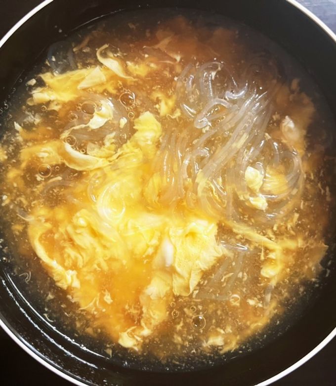 サッと簡単☆春雨と卵の中華スープ by ryots 【クックパッド】 簡単
