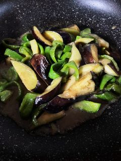 茄子とピーマンの味噌炒め-レシピのメイン写真
