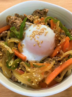 野菜たっぷりスタミナ丼-レシピのメイン写真