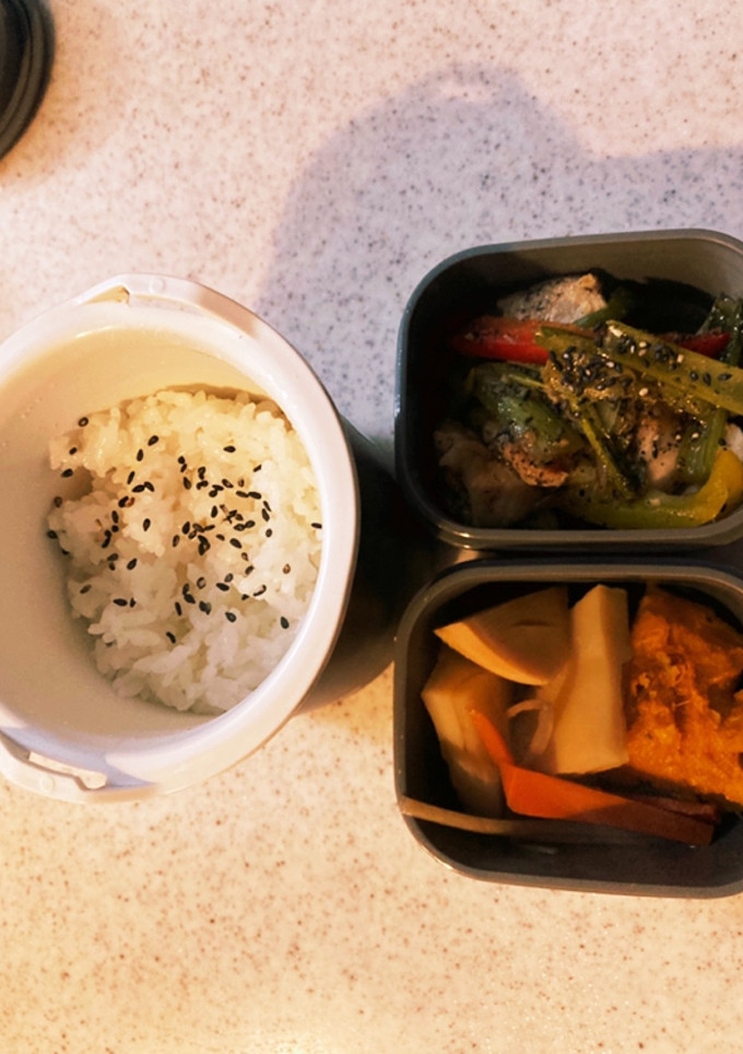 小松菜と鶏肉の胡麻炒め煮高校生男子弁当-レシピのメイン写真