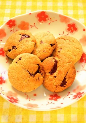 ☺HMで簡単♪チョコレート入りクッキー☺-レシピのメイン写真