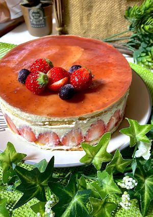 イチゴたっぷり☆フレジェ-レシピのメイン写真