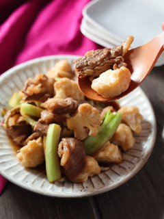 カリフラワーと牛肉のオイスター炒め-レシピのメイン写真