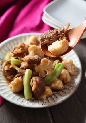 カリフラワーと牛肉のオイスター炒め-レシピのメイン写真