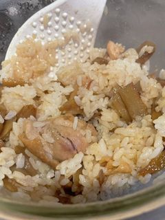 お肉とごぼうの混ぜごはん-レシピのメイン写真