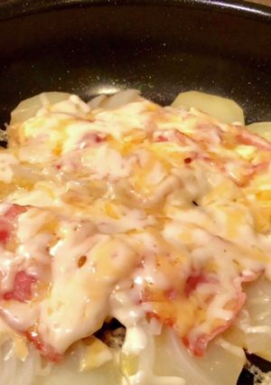 じゃがいもとベーコンのとろ〜りチーズ焼き-レシピのメイン写真