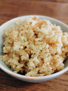 明太子と塩昆布の炊き込みご飯◎プチプチ-レシピのメイン写真