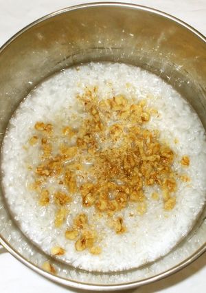蜂蜜くるみ粥♪簡単せき・腎臓結石漢方薬膳-レシピのメイン写真