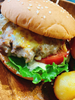 肉を感じる手作りハンバーガー-レシピのメイン写真