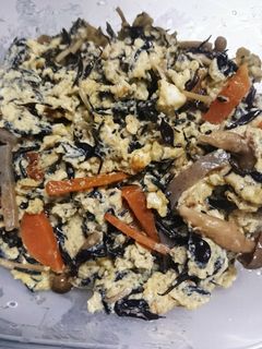 残ったひじきの煮物の玉子とじ-レシピのメイン写真