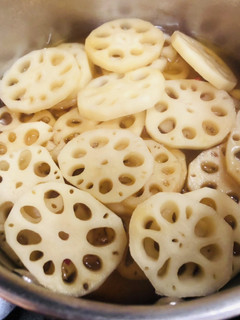 ホクホク美味しい 蓮根出汁煮♡健康的料理-レシピのメイン写真