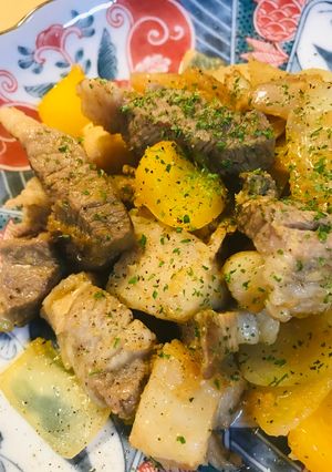 豚うでブロック肉の角切り生姜レモン炒め-レシピのメイン写真