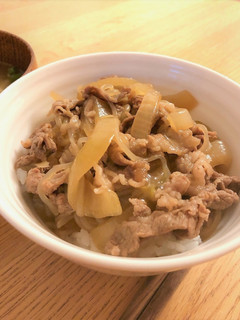 だしがしみしみ♪ 定番の牛丼-レシピのメイン写真