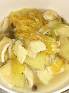 油揚げとネギと白菜の生姜スープ-レシピのメイン写真