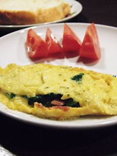 ほうれん草とハムのチーズオムレツ-レシピのメイン写真