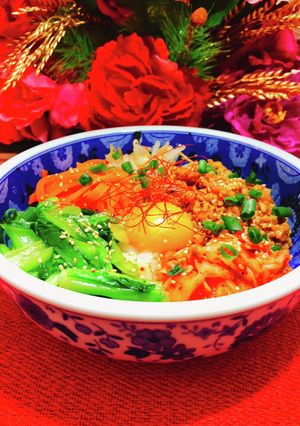 レンジで＊野菜たっぷりピリ辛ビビンうどん-レシピのメイン写真