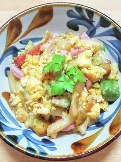 ベーコンに卵とアボカドにポテトのマヨ炒め-レシピのメイン写真