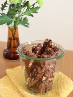 簡単 チョコとナッツの基本ビスコッティ-レシピのメイン写真
