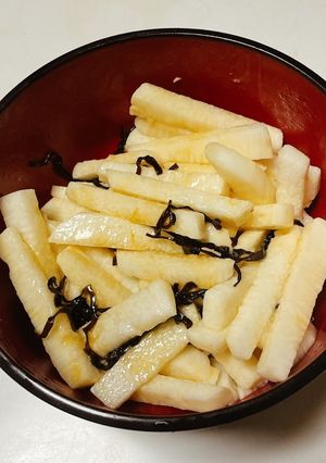 超簡単　山芋の塩昆布あえ-レシピのメイン写真
