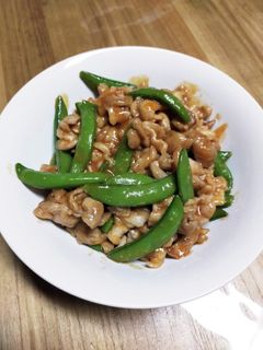 簡単!豚バラと冷凍えんどうで甘酢炒め-レシピのメイン写真
