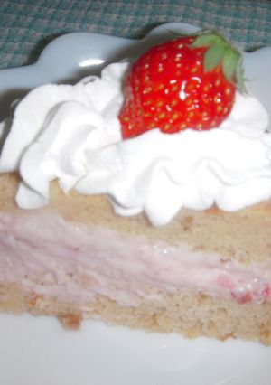 イチゴのケーキ（マスカルポーネクリーム）-レシピのメイン写真