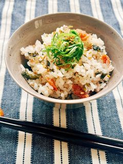 梅ごまわかめご飯-レシピのメイン写真