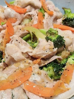 ブロッコリーと豚バラ肉の蒸し焼き-レシピのメイン写真