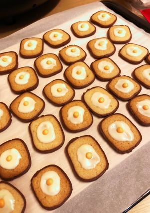 目玉焼きトースト風アイスボックスクッキー-レシピのメイン写真
