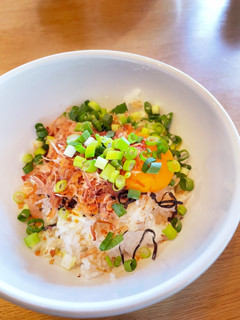 【塩昆布がアクセント】卵かけご飯-レシピのメイン写真