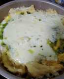 糖質オフ　ニンニク風味の油揚げピザ