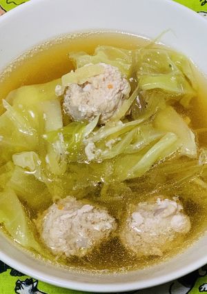 蓮根入り鶏肉団子とキャベツの塩麹スープ-レシピのメイン写真
