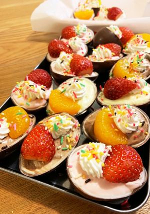 チョコエッグでチョコカップケーキ-レシピのメイン写真