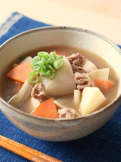 里芋と具だくさんの芋煮汁-レシピのメイン写真