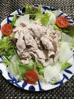 お肉を使った大根サラダ-レシピのメイン写真