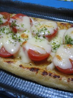 油揚げのトマトピザ-レシピのメイン写真