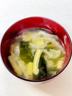 白菜 油揚げ わかめの味噌汁^^-レシピのメイン写真