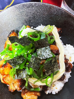 すき家の炭治郎の炭火とりマヨ丼!鬼滅の刃-レシピのメイン写真