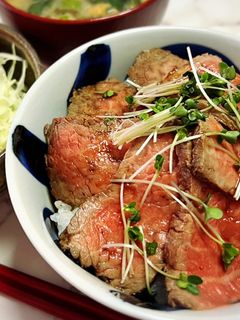 簡単ローストビーフ丼-レシピのメイン写真