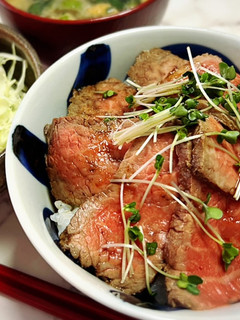 簡単ローストビーフ丼-レシピのメイン写真