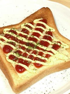 簡単☆10分で♬スライスチーズトースト-レシピのメイン写真
