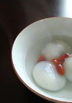 白玉粉で簡単！黒ごま湯圓(芝麻湯圓)-レシピのメイン写真