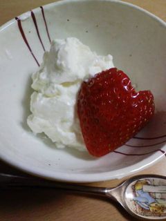 飾り切り*いちごのハート-レシピのメイン写真