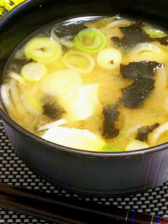 焼きのりと豆腐と長ねぎ の お味噌汁-レシピのメイン写真