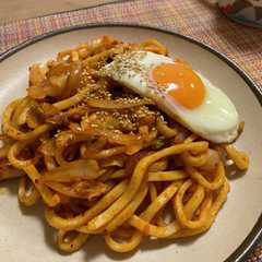 รูปของ がっつりこってり？キムチうどん
