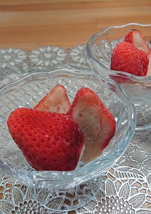 まるごと苺のフローズンヨーグルトアイス-レシピのメイン写真