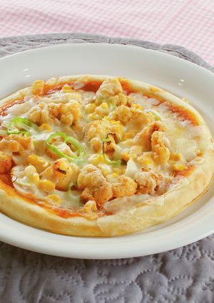 かりかり食感のあん肝トマトソースピザ-レシピのメイン写真