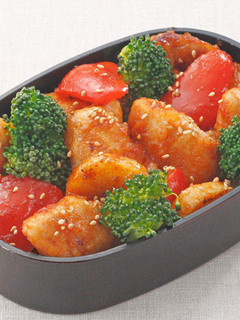 彩り野菜と鶏肉のヤンニョム風-レシピのメイン写真